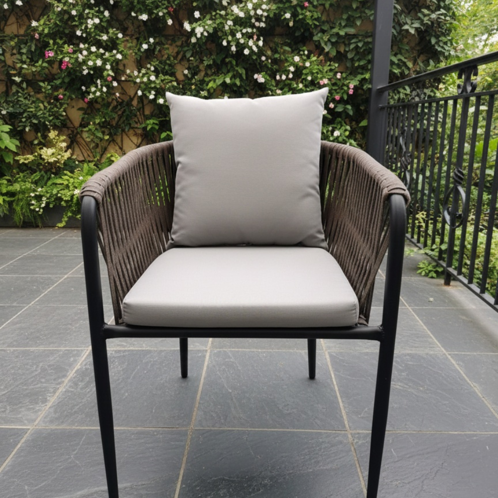 Casa Fiora Elegant Outdoor Seating Chair – Rope Design