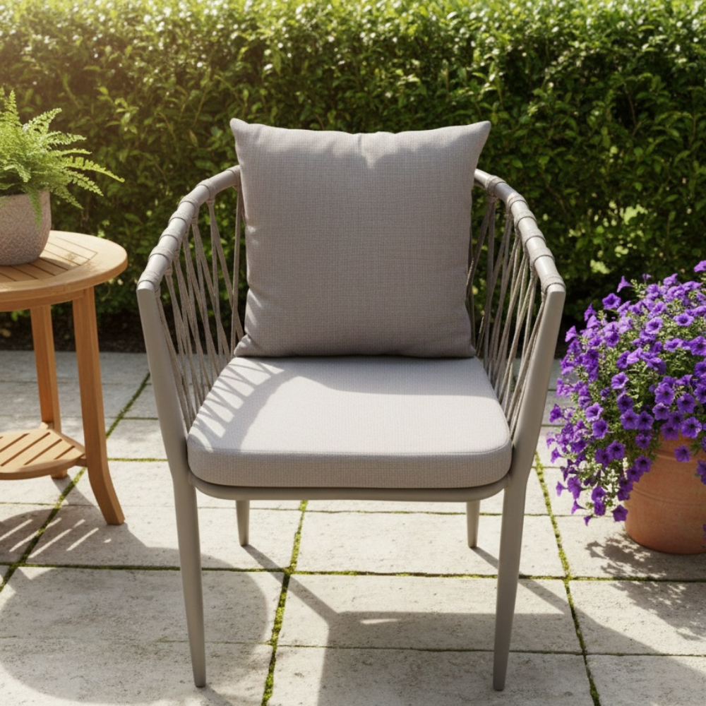 Casa Fiora Modern Outdoor Lounge Chair – Stylish, Comfortable, and Built for the Outdoors